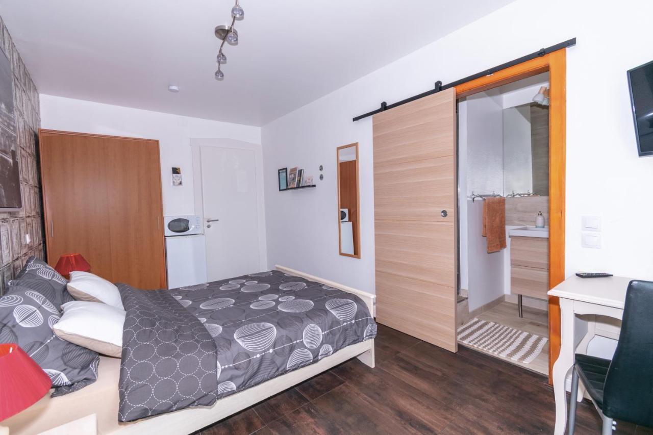 Private & Comfortable Apartments Puttelange-aux-Lacs Exterior photo