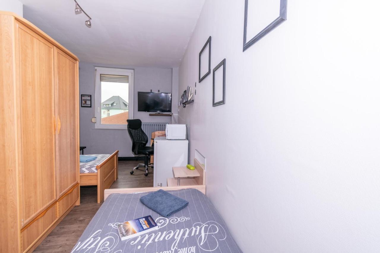 Private & Comfortable Apartments Puttelange-aux-Lacs Exterior photo