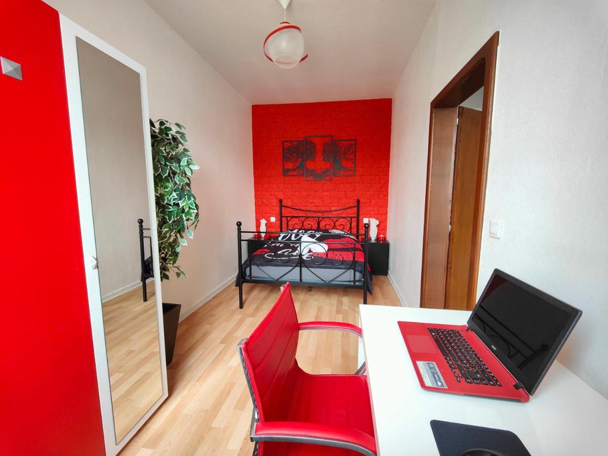 Private & Comfortable Apartments Puttelange-aux-Lacs Exterior photo